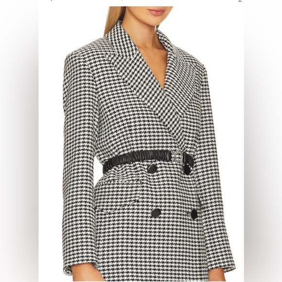 Veronica Beard Jackets & Blazers - Veronica Beard Hutchinson Dickey Jacket in Black and White Houndstooth Sz M